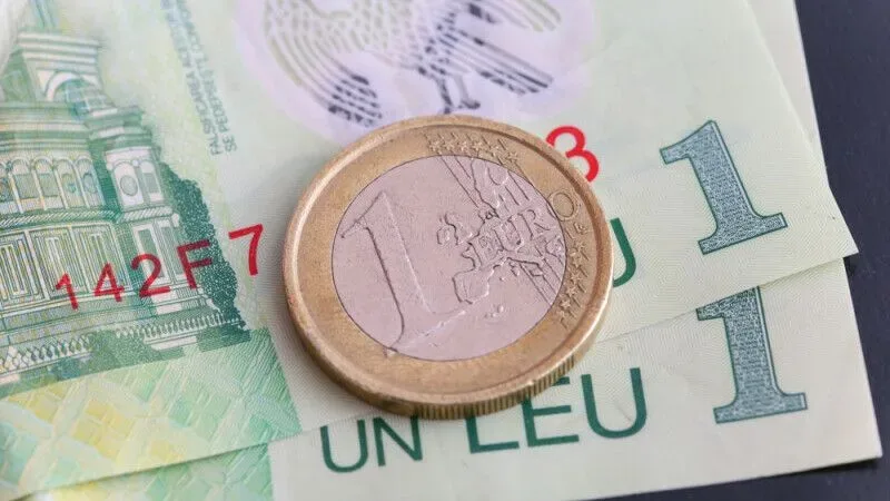 Euro- maxim istoric în raport cu leul