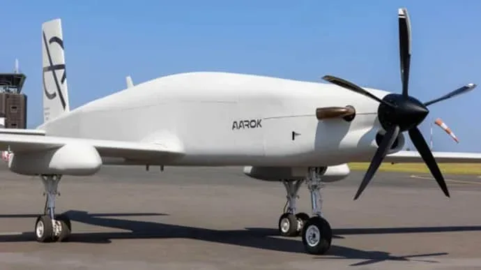 Franța și Ucraina semnează un acord pentru producerea dronei de luptă Aarok MALE